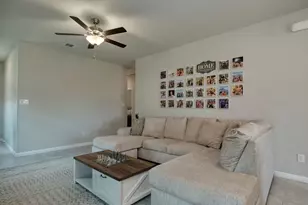 6804 Pleasanton Pkwy, Pflugerville, TX 78660 - Photo 12