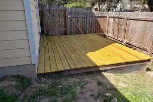 2205 Melissa Oaks Ln, Austin, TX 78744 - Photo 14