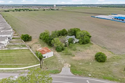 1812 Borchert Drive, Lockhart, TX 78644 - Photo 12