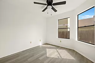 12009 Sky W Dr, Austin, TX 78758 - Photo 16