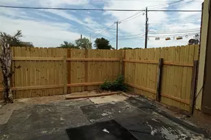 1400 W Braker Ln, Austin, TX 78758 - Photo 2