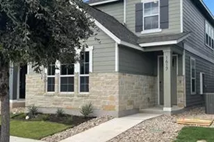 1617 Coral Sunrise Trl, Leander, TX 78641 - Photo 2