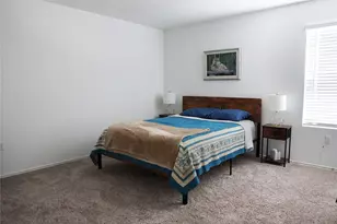 13804 Knights Br Dr, Elgin, TX 78621 - Photo 12