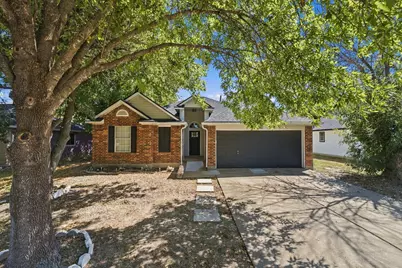 810 Honeysuckle Drive, Leander, TX 78641 - Photo 2