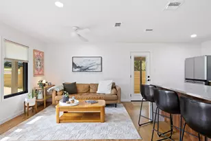 1803 Perez St, Austin, TX 78721 - Photo 6