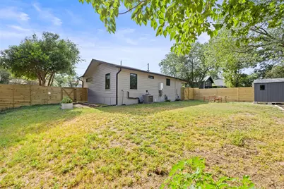 1803 Perez Street, Austin, TX 78721 - Photo 34