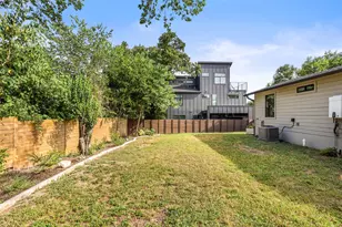 1803 Perez St, Austin, TX 78721 - Photo 32