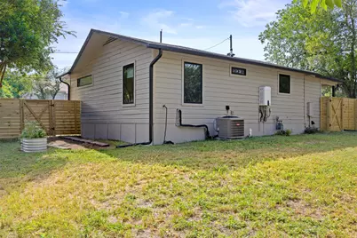 1803 Perez Street, Austin, TX 78721 - Photo 36