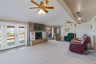 323 County Road 450, Thorndale, TX 76577 - Photo 28