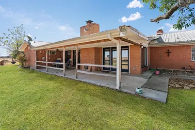 323 County Road 450, Thorndale, TX 76577 - Photo 6