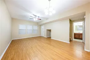 2809 E 22nd St, Austin, TX 78722 - Photo 4