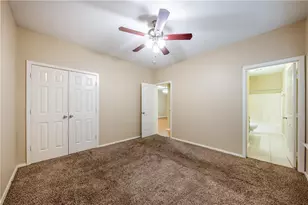 2809 E 22nd St, Austin, TX 78722 - Photo 12
