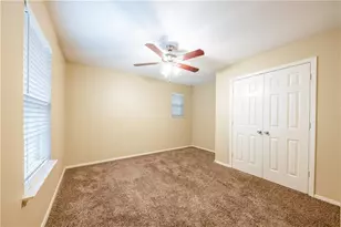 2809 E 22nd St, Austin, TX 78722 - Photo 14