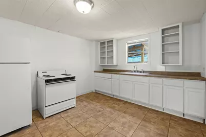 911 W 3rd Street, Taylor, TX 76574 - Photo 26