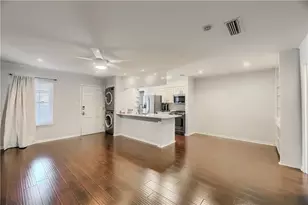 1240 Barton Hills Dr, Austin, TX 78704 - Photo 4