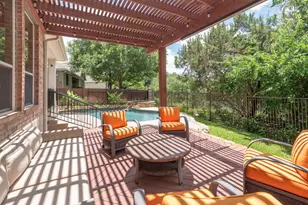 10304 Medinah Greens Dr, Austin, TX 78717 - Photo 2