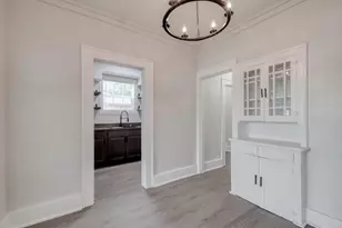 7406 Bethune Ave, Austin, TX 78752 - Photo 2