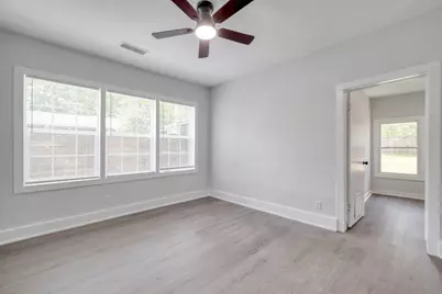 7406 Bethune Avenue, Austin, TX 78752 - Photo 12