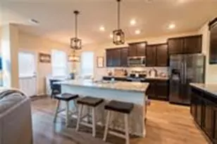 211 Reagor Dr, Taylor, TX 76574 - Photo 12