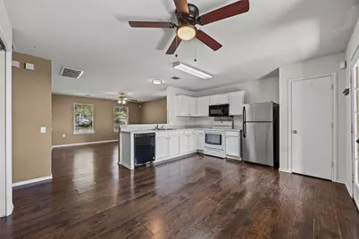 17816 Powder Creek Drive, Manor, TX 78653 - Photo 8
