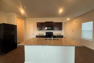 161 Roanwood Dr, San Marcos, TX 78666 - Photo 8