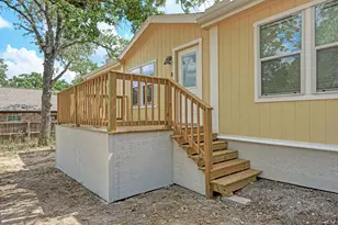 107 Long Shadow Dr, Bastrop, TX 78602 - Photo 4