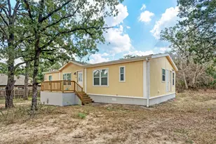 107 Long Shadow Dr, Bastrop, TX 78602 - Photo 2
