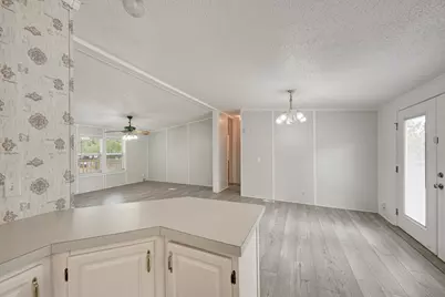 107 Long Shadow Drive, Bastrop, TX 78602 - Photo 14