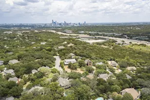 1702 Crested Butte Dr, Austin, TX 78746 - Photo 2