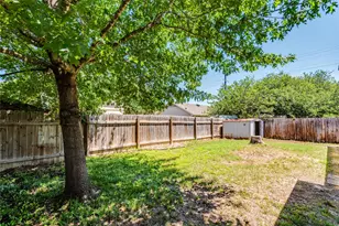 913 Jasmine Trail, Georgetown, TX 78626 - Photo 22
