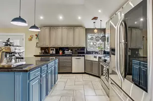 211 Ulupau Cir, Bastrop, TX 78602 - Photo 12