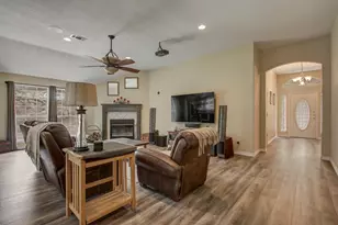 211 Ulupau Cir, Bastrop, TX 78602 - Photo 8