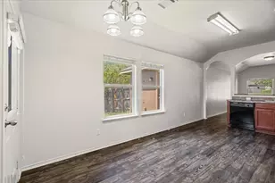 612 Amber Ln, Jarrell, TX 76537 - Photo 8