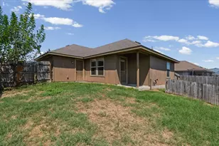 612 Amber Ln, Jarrell, TX 76537 - Photo 18