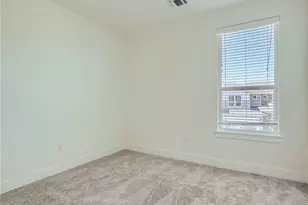 1802 Roseburg Dr, Austin, TX 78754 - Photo 18