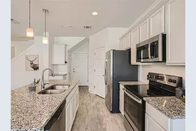 1802 Roseburg Drive, Austin, TX 78754 - Photo 8