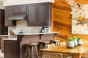 927 Challenger, Lakeway, TX 78734 - Photo 12