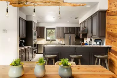 927 Challenger, Lakeway, TX 78734 - Photo 14