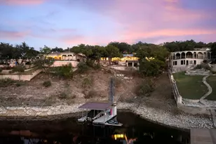 927 Challenger, Lakeway, TX 78734 - Photo 1