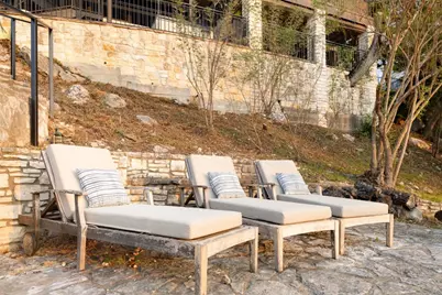 927 Challenger, Lakeway, TX 78734 - Photo 30