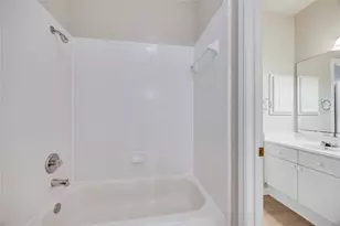 3405 Mulberry Creek Dr, Austin, TX 78732 - Photo 28