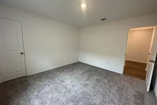 100 River Rise Rd, Kyle, TX 78640 - Photo 10