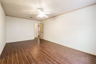 1006 Silbury Dr, Austin, TX 78758 - Photo 4