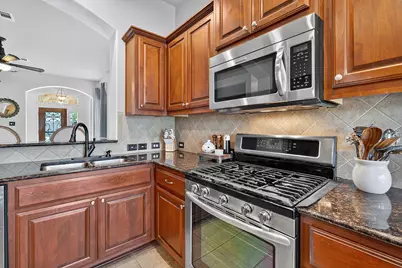 10416 Big Thicket Drive, Austin, TX 78747 - Photo 14