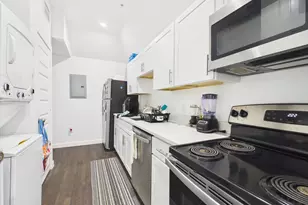 1010 W 26th St, Austin, TX 78705 - Photo 1