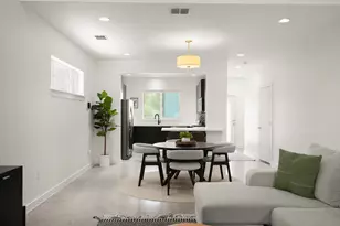 5616 S 1st St, Austin, TX 78745 - Photo 4