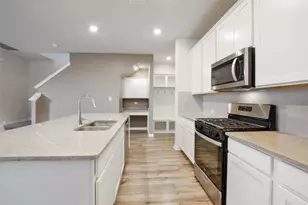 304 Delaware Mountains Ter, Dripping Springs, TX 78620 - Photo 8