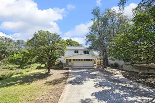 155 Mary Ann Dr, Canyon Lake, TX 78133 - Photo 2