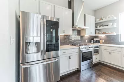 4325 Jackson Avenue #2204, Austin, TX 78731 - Photo 2