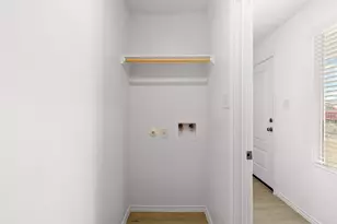 517 Texas Angel Wy, Jarrell, TX 76537 - Photo 22